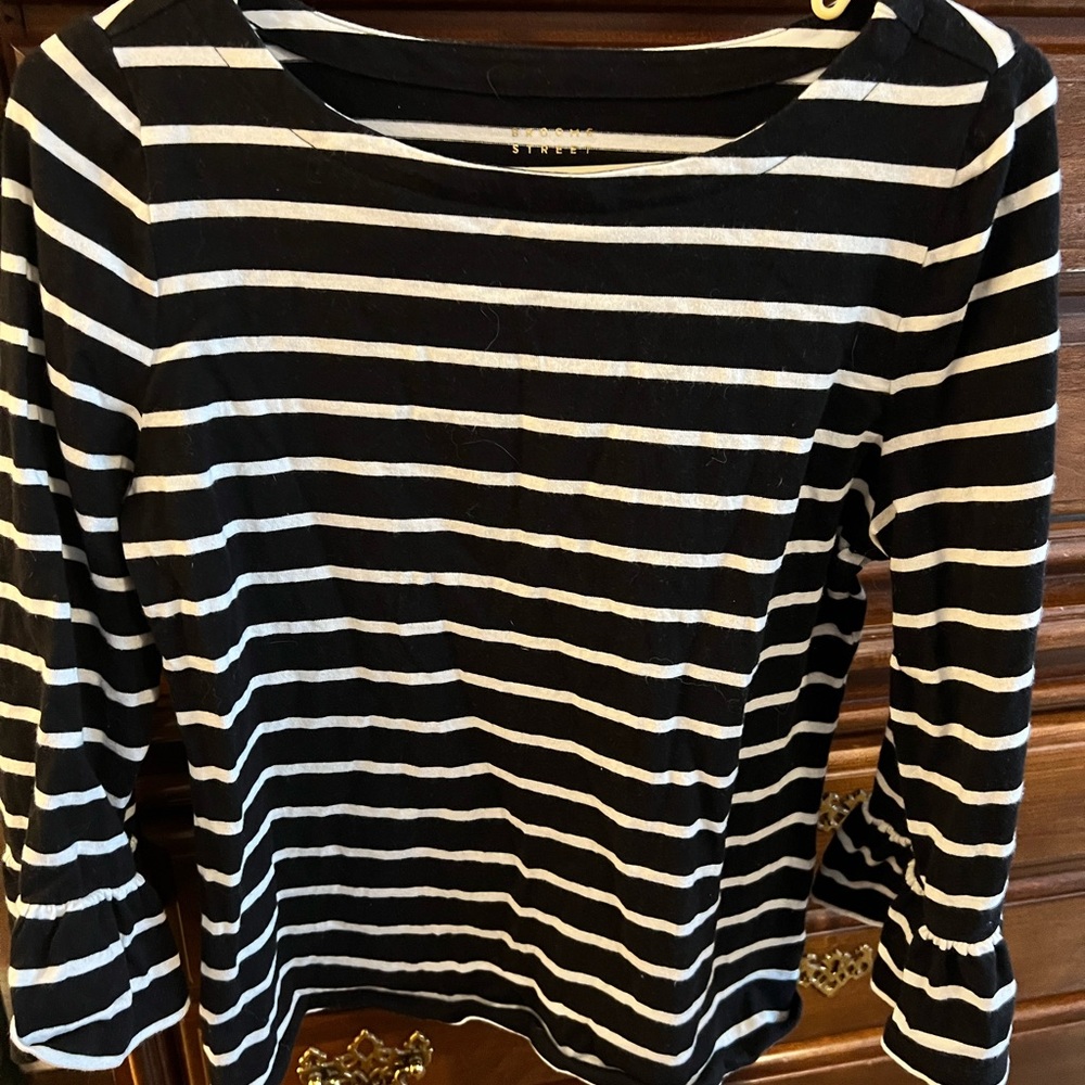 kate spade striped 3/4 sleeve top with ruffled sleeves